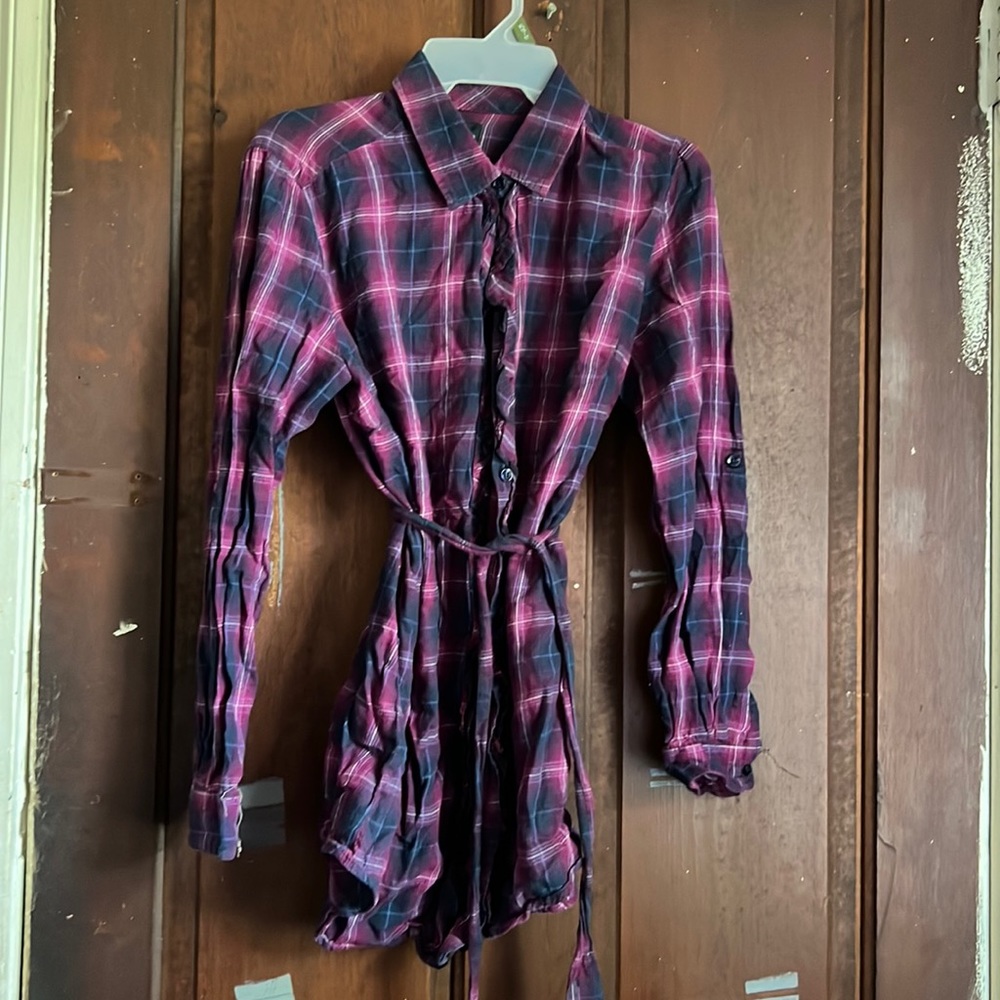Faded Glory Flannel Design Button Up Long Sleeve Top